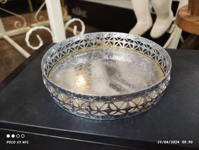 Like New Multipurpose Small 6 Inch Tray