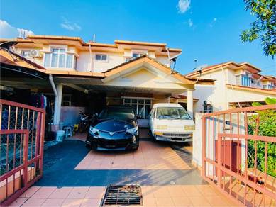 Double Storey End Terrace House Impian Putra Bandar Seri Putra Bangi