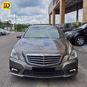 Mercedes Benz E200 2.2 CDI BlueEFFICIENCY (A)
