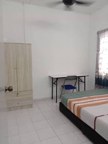 Master Room Sutramas Apartment