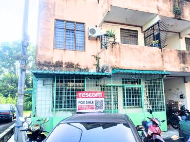 [ Ground Floor & End Lot ] Flat Taman Nilai Perdana , Negeri Sembilan