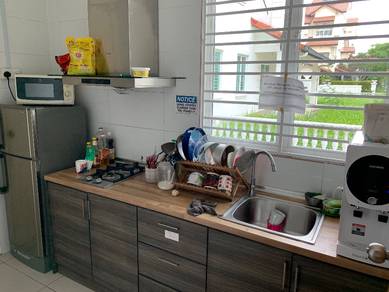 Bilik Sewa 2 Minit ke Setia City Mall deposit 1bulan