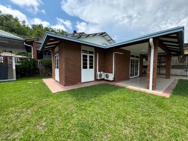 Austral Park | Bungalow | 7,129 sf | Spacious Comfortable Living