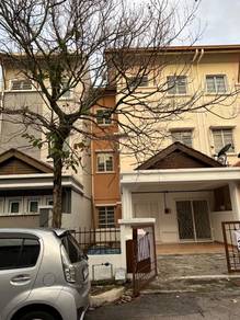 Ukay perdana2.5 Storey Link HouseWell maintainedMove in condition