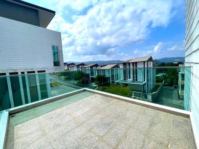 3 Storey Bungalow Hamton Kemensah,Hampton Kemensah,Taman Melawati