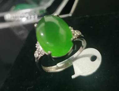 Natural A Jade IMPERIAL Emperor Jadeite Nephrite