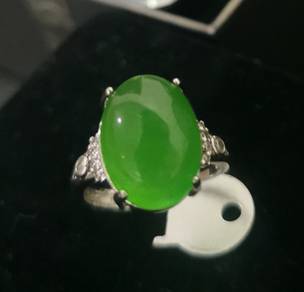 Natural A Jade IMPERIAL Emperor Jadeite Nephrite