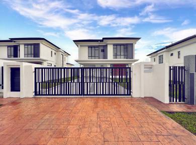(MODERN+TANAH LUAS) Bungalow 2 Sty, Alam Sari Bangi