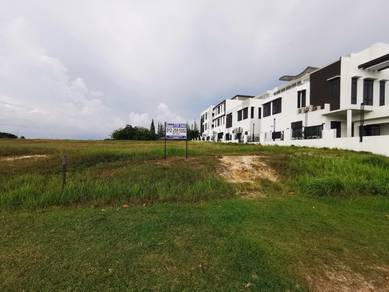 Bungalow Land Perdana Lakeview West Cyberjaya Lakeside view Setia