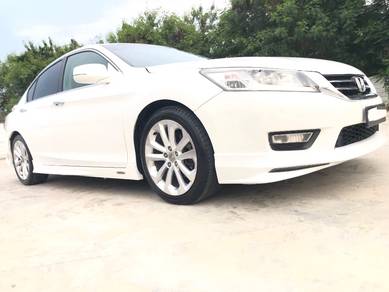 Honda ACCORD 2.4 VTi-L(A)LEATHER SEAT/PADDLE SHIFT