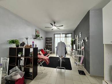 Lake View Suites