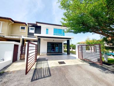 CORNER LOT 2 Storey Semi D Anjung Suasana Bdr Seri Putra Bangi CANTIK
