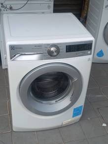 Electrolux inverter front load hot washer 11kg