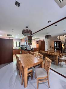 ALILA HOME 3 Storey Terrace House Fully Renovated at Tanjung Bungah