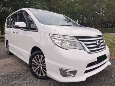 Nissan SERENA 2.0 S-HYBRID (A) HIGHWAY STAR15
