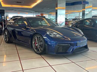Porsche 718 4.0 Cayman GT4 Coupe Sport Chrono