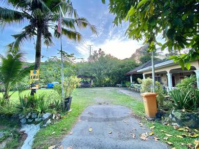 Huge Land Single Storey Bungalow Kampung Tasek Permai Ampang jaya !!