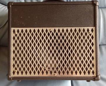 VOX AD15VT Valvetronix Modeling Guitar Amp