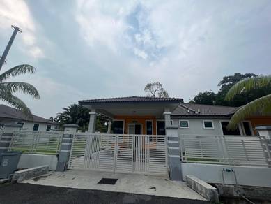 FREEHOLD | LUAS ⭐ Rumah Semi D Setingkat Taman Merlimau Emas, Merlimau