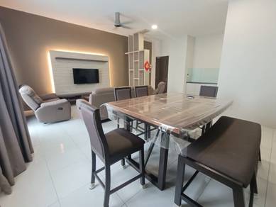 Liberty Grove Apartment - 7 Miles (Near Kuching Airport)