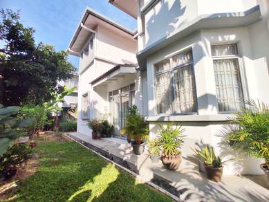 RENOVATED FREEHOLD Double Storey Semi D Bandar Seri Putra Bangi