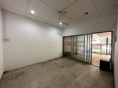 Semenyih Single Storey Terrace 22x70 FreeHold House for Sale