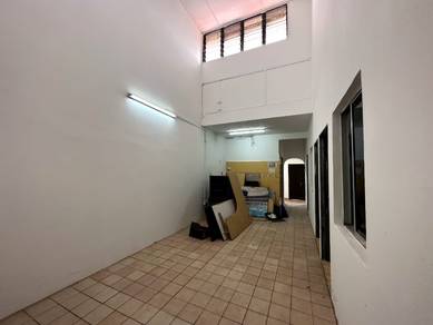 Semenyih Single Storey Terrace 22x70 FreeHold House for Sale