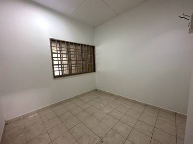 Semenyih Single Storey Terrace 22x70 FreeHold House for Sale