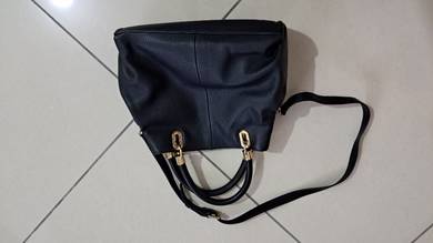 Vince Camuto Handbag