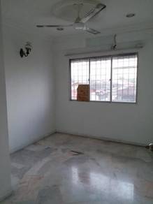 Good Condition City Heights Apartment near MRT Station Kajang