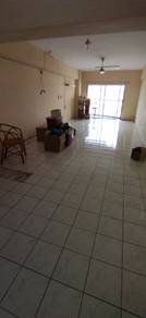 Big unit at Pandan Villa, Pandan Indah