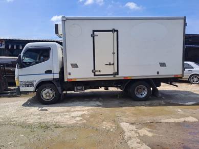 MITSUBISHI FUSO-14ft CHILLER  REFRIGERATED LORRY