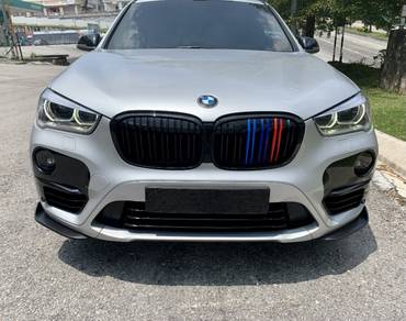 E84 X1 Grill Glossy Blk Bodykit Grille Bmw