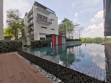 Best Buy 3.5 storey villa D'island, Taman Putra Prima Puchong