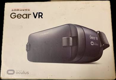 SAMSUNG Gear VR(Eye Cover foam peeled off)