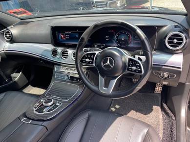Mercedes Benz E200 2.0 AVANTGARDE (CKD) (A)