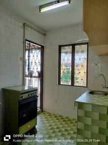 Apartment for sale at Wangsa Maju, near mall, school, shops