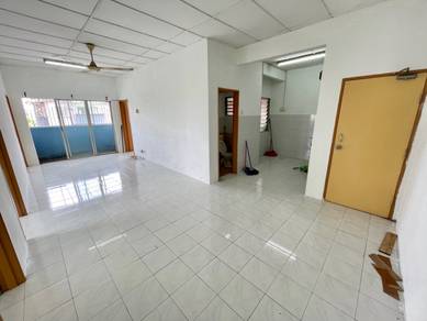Pangsapuri Putra Indah Apartment, Basic, 5th Floor, Newly Painted