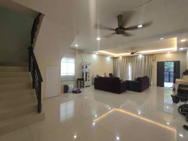 2 Sty End Lot with 5' Extra Land (25x70) U10 Bandar Nusa Rhu Shah Alam