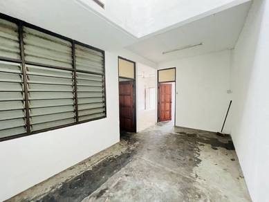Below Market Value Single Storey Terrace Solok Batu Maung Taman Iping