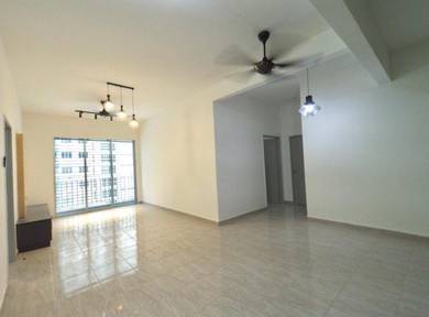 【Boleh Cashback】955sqf 💥 Vesta View Bandar Seri Putra 🔥 BELOW MARKET