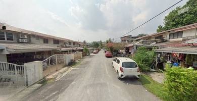 Taman rakan Sungai Long | 2 Storey | 15 x 60 | extended | Non Bumi