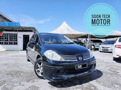 Nissan LATIO 1.6 ST (A)