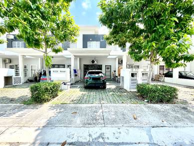 DOUBLE STOREY CASA GREEN CYBERSOUTH DENGKIL s