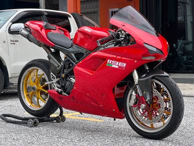 Ducati 848 evo