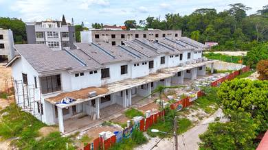 Rumah Teres 2 Tingkat Cantik Murah Dalam Bandar Kuala Krai