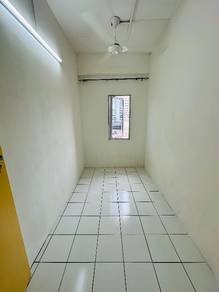 Sinsuran Bilik Sewa Ada Tingkap Room Rental KK Town City Tingkat 3