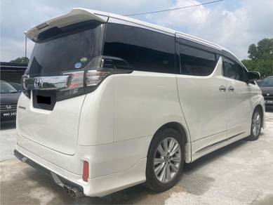 Toyota Vellfire 2.5 (A) 7seater