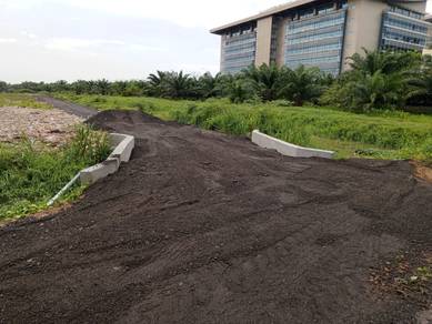 Tanah kediaman banglo mampu milik