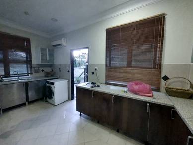 Corner 2.5 Storey Semi D Shah Alam ✅Fully Furnished ✅Move In Condition